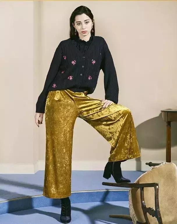 40-50岁减龄穿搭给你们,30岁至50岁这样穿年轻又好看