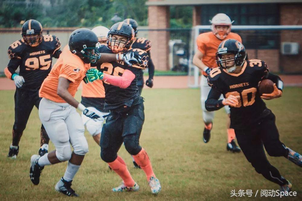 中国人不玩橄榄球的原因,为啥中国人不玩美式橄榄球