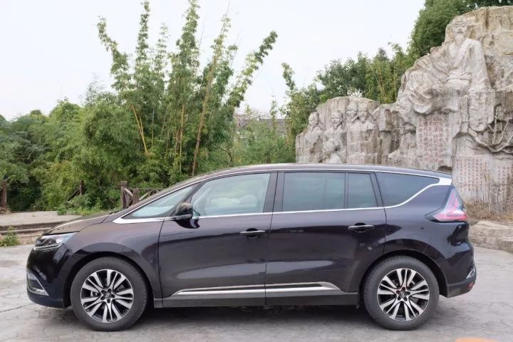 mpv底盘和suv底盘区别,mpv底盘和suv的区别