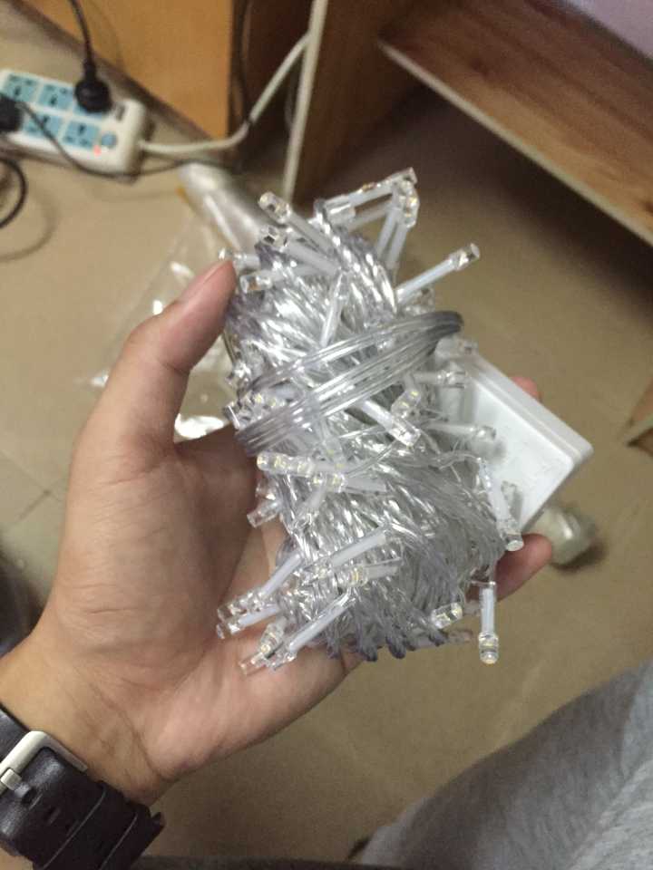 抠脚大汉闯天下,抠脚大汉进房间