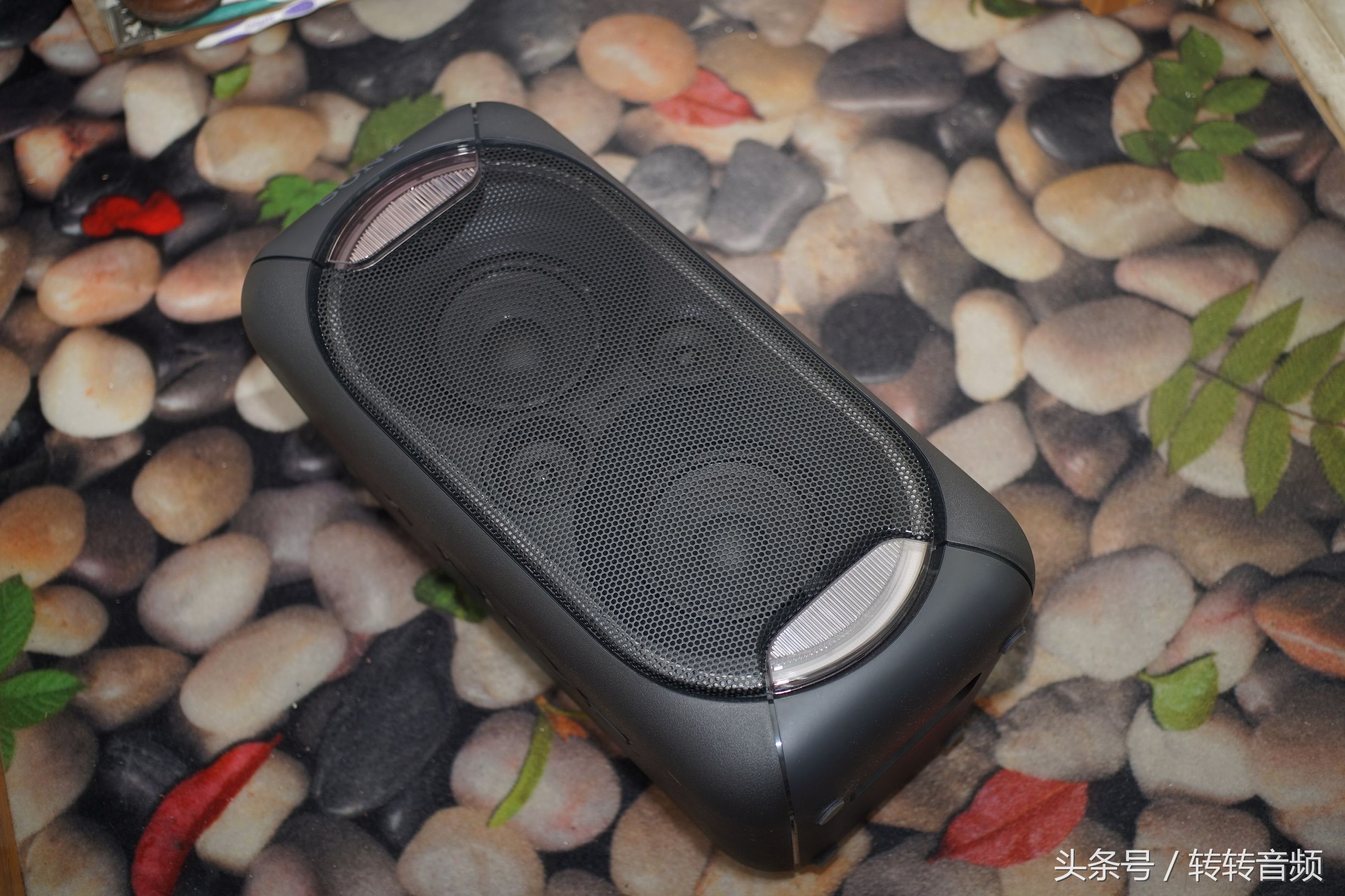 大功率音箱超重低音炮,索尼xb60测评