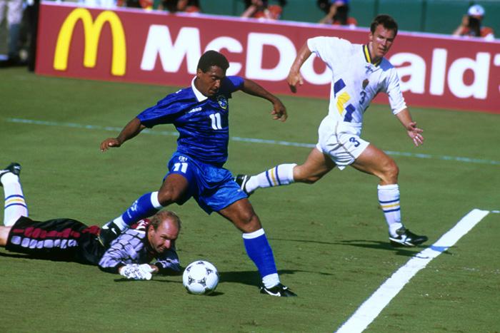 02年世界杯飞火流星,世界杯除了踢足球还有啥