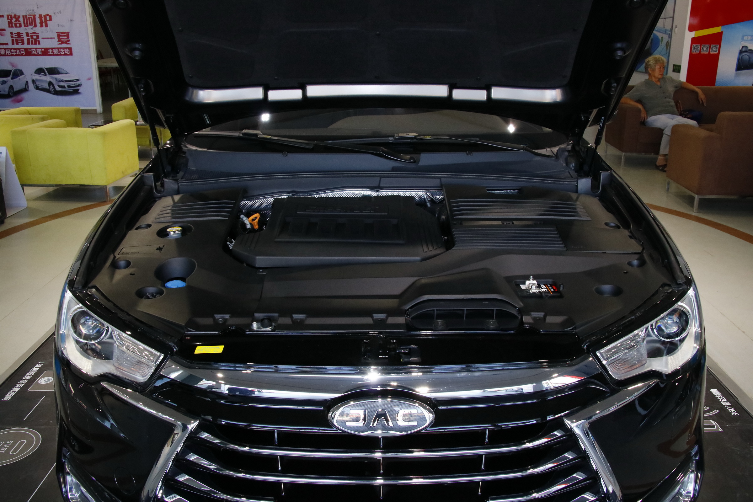 瑞风a60新老款,瑞风a60到底如何