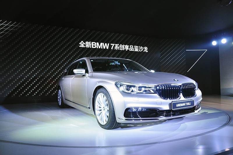 全新宝马730li路测,试驾宝马730