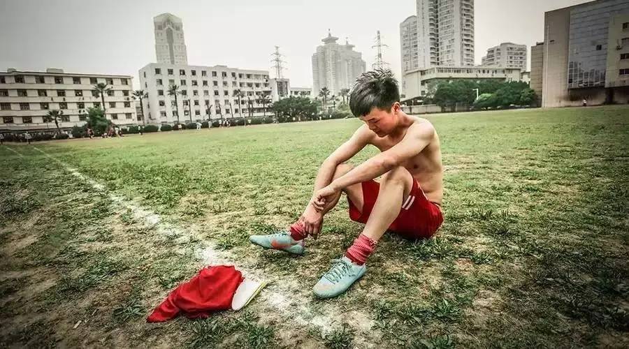 踢球人的梦想与青春,足球人的青春感悟