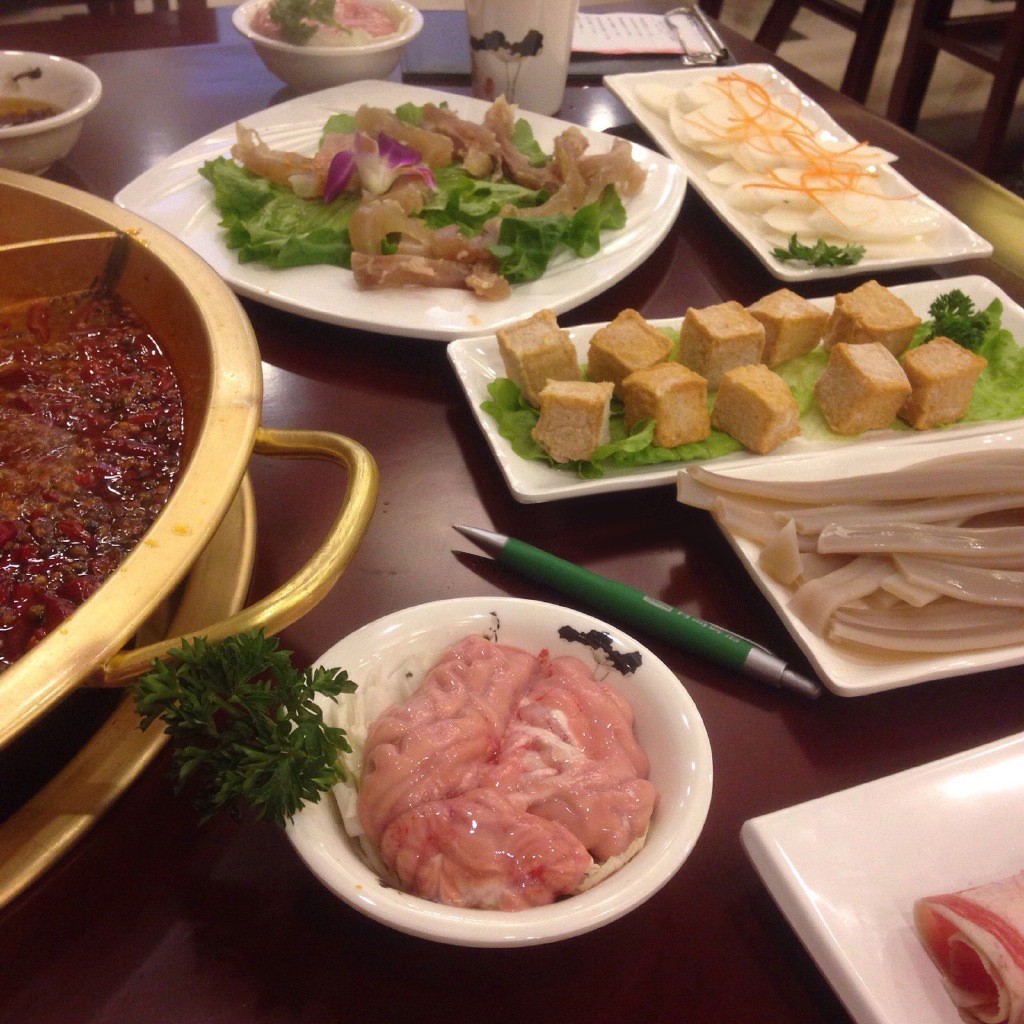 涨姿势丨重庆人对合肥火锅的麻辣点评！大跌眼镜？