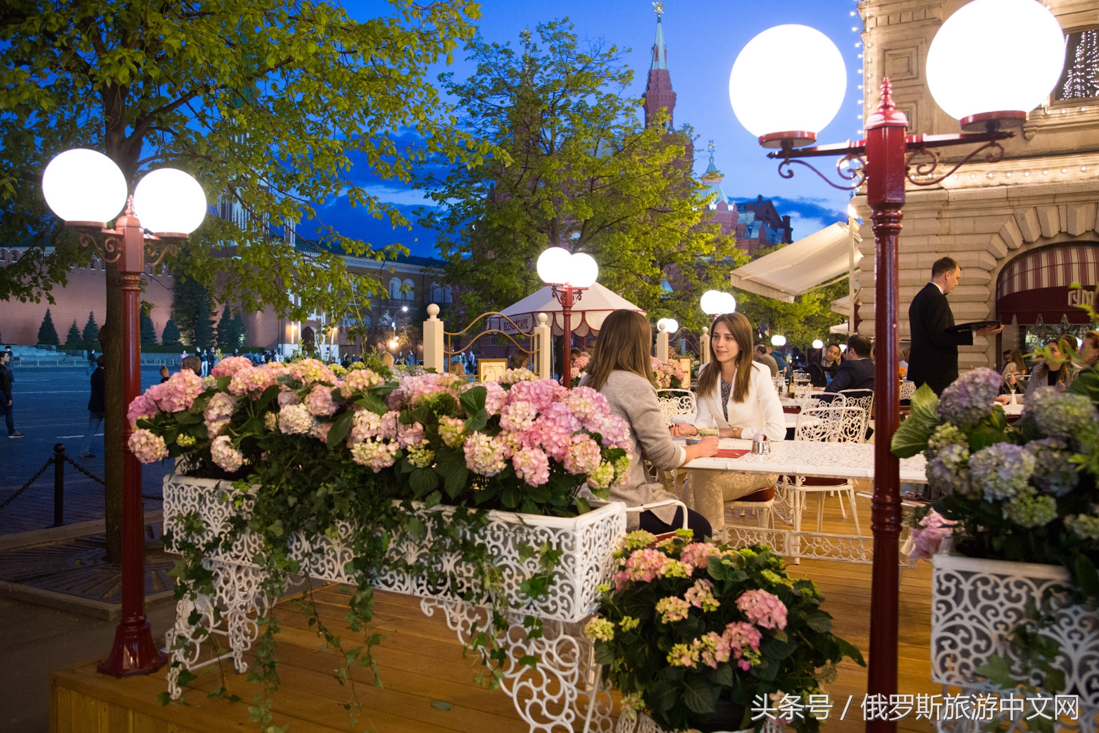 走，带你去俄罗斯最好的商场逛逛逛、买买买、吃吃吃~