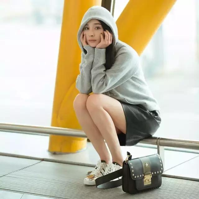 幂幂敬业的代言人,杨幂是mk全球代言人吗