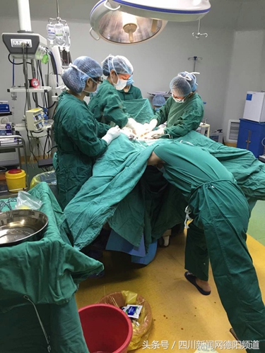 德阳市旌阳区妇幼保健院产科成功抢救胎儿宫内窘迫产妇