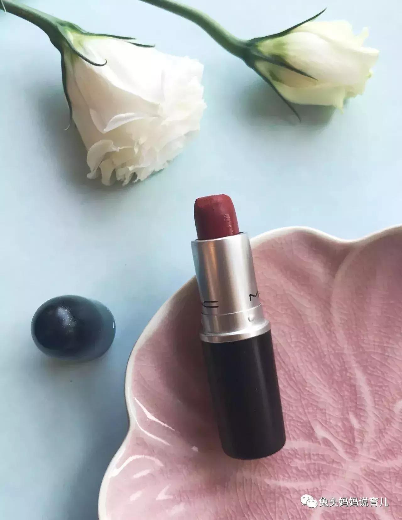 妈妈爱美优秀作文,小学生爱美的妈妈作文