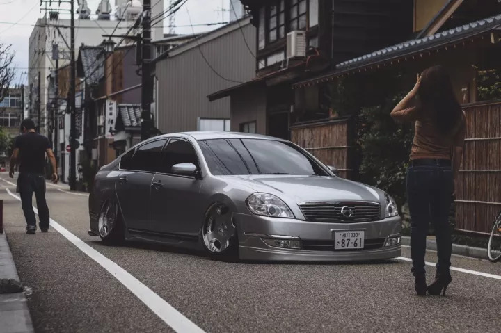 这部老天籁不但要做“移动大沙发”，还要当个大佬座驾！