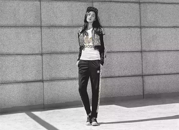 阿迪有哪些经典款,阿迪达斯经典款外套