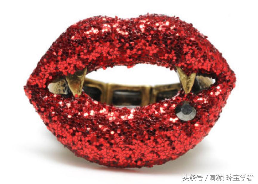 万圣节｜想“作妖”？有了它你就是PartyQueen！