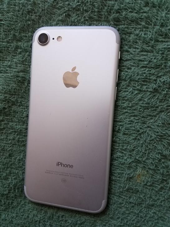 iPhone8遇冷降价iPhone7遭热捧，那么二手iPhone7多少钱好？