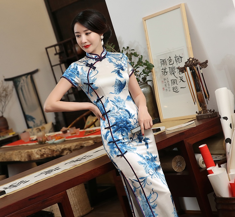 旗袍古韵唯美意境青花瓷,青花瓷复古风旗袍