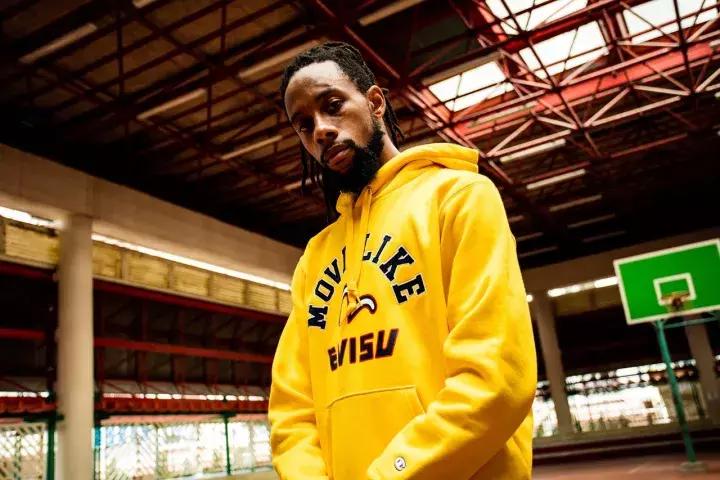 dunksb黑红鸽子,dunksb鸽子联名上脚效果