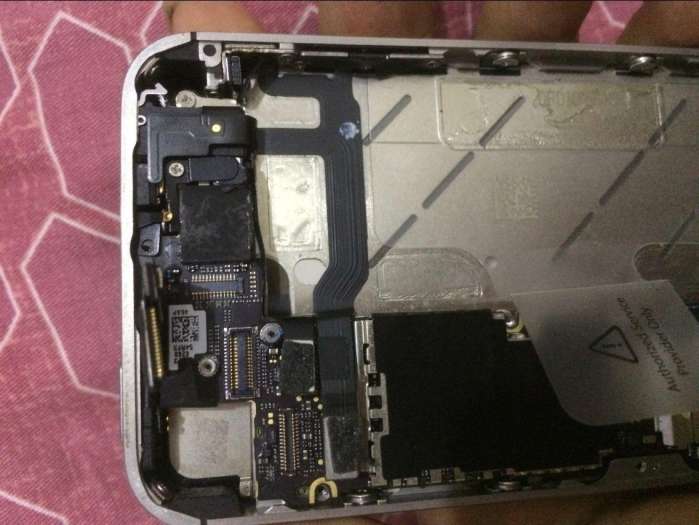 iphone4s换屏幕玻璃,苹果8p换屏幕总成注意事项