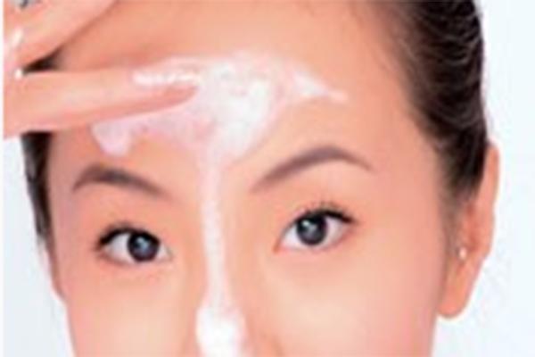 t字区太黑怎么调整,如何改善t字区暗沉发黄