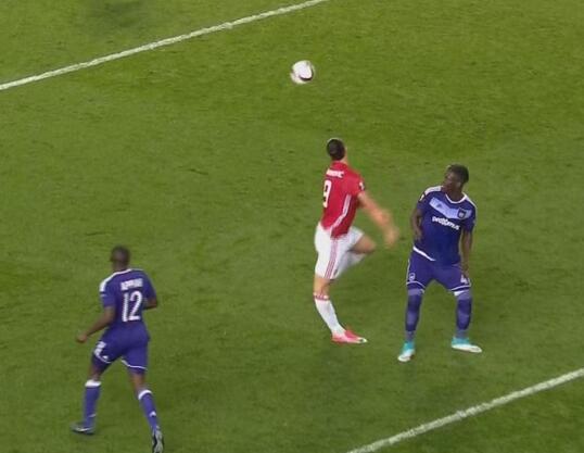 伊布是不是瑞典第一人,伊布属于哪个球王