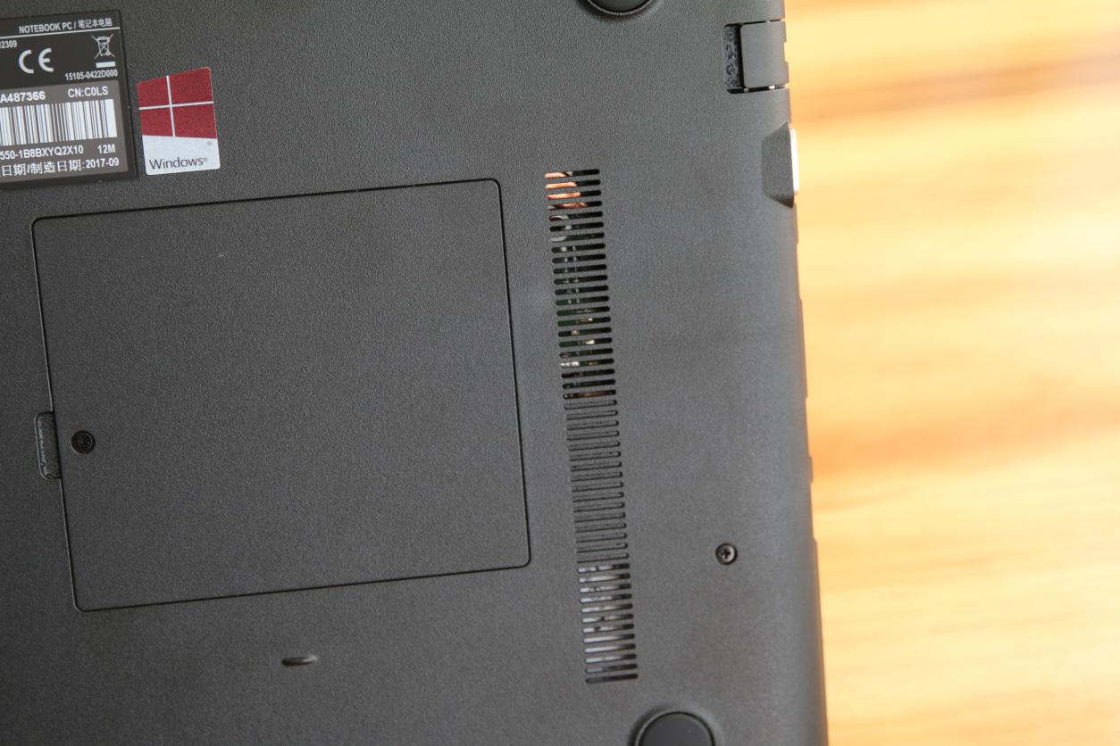 华硕笔记本fl8000u有光驱吗,华硕笔记本fl8000u屏幕