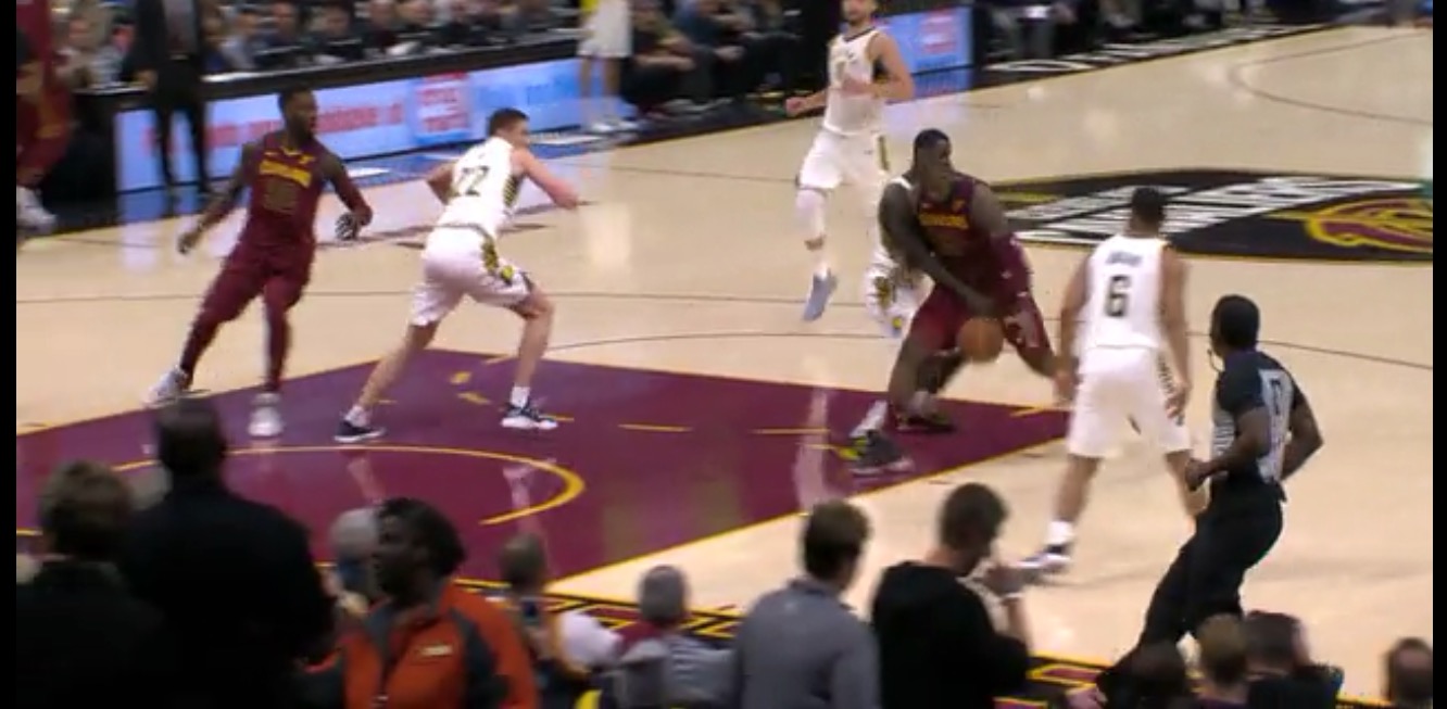 史蒂芬森被詹姆斯过肩摔,史蒂芬森詹姆斯冲突集锦