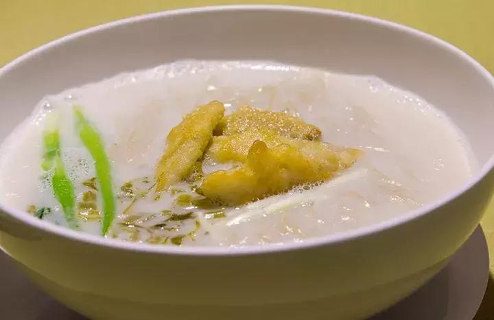 上海滩最好吃的一碗黄鱼面,居然在……丰庄?