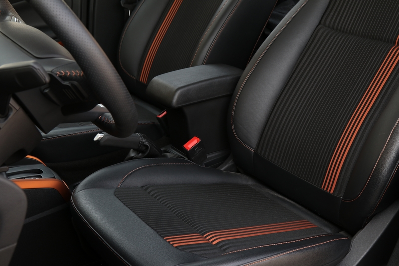 外表强悍内心细腻试全新福特翼搏2.0L四驱