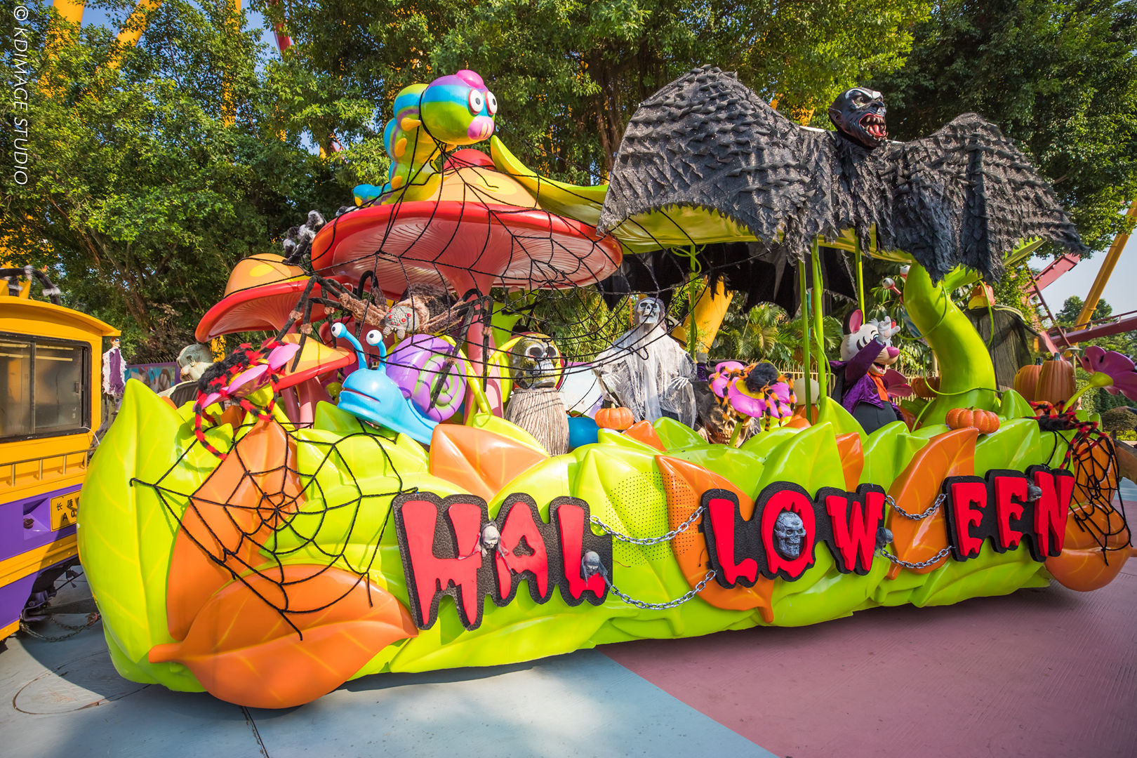 久违的狂欢:和许巍一起过长隆欢乐万圣节