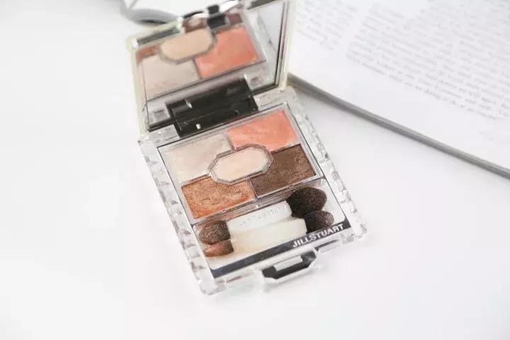 想拥有一个好的妆容,想拥有很多tf眼影色号