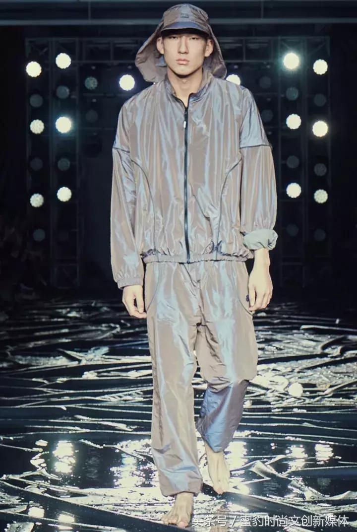 蜜豹时装周东京,蜜豹时装周trina