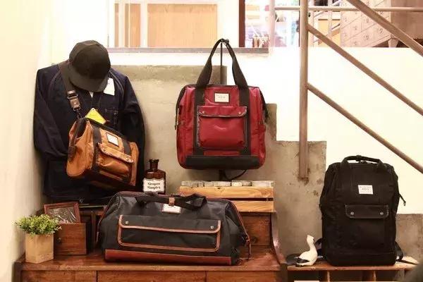 “双十一”不仅是女生专利，这10只设计师男包推荐给你！（下）