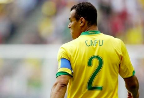 巴西边后卫利马皇马,巴西边后卫卡洛斯