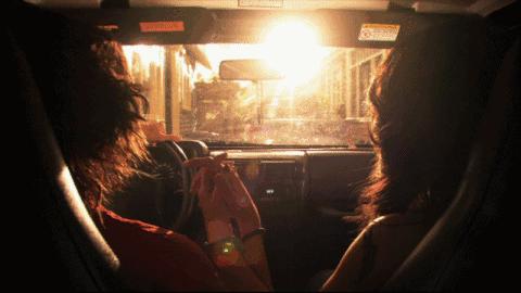 女生来大姨妈男生应该怎么哄搞笑,女生来大姨妈怎么哄她开心的句子