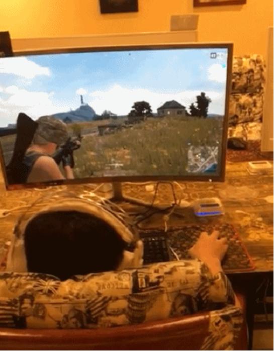 iPhoneX发售一天跌破官网价，共享单车立体车库将车挂起来