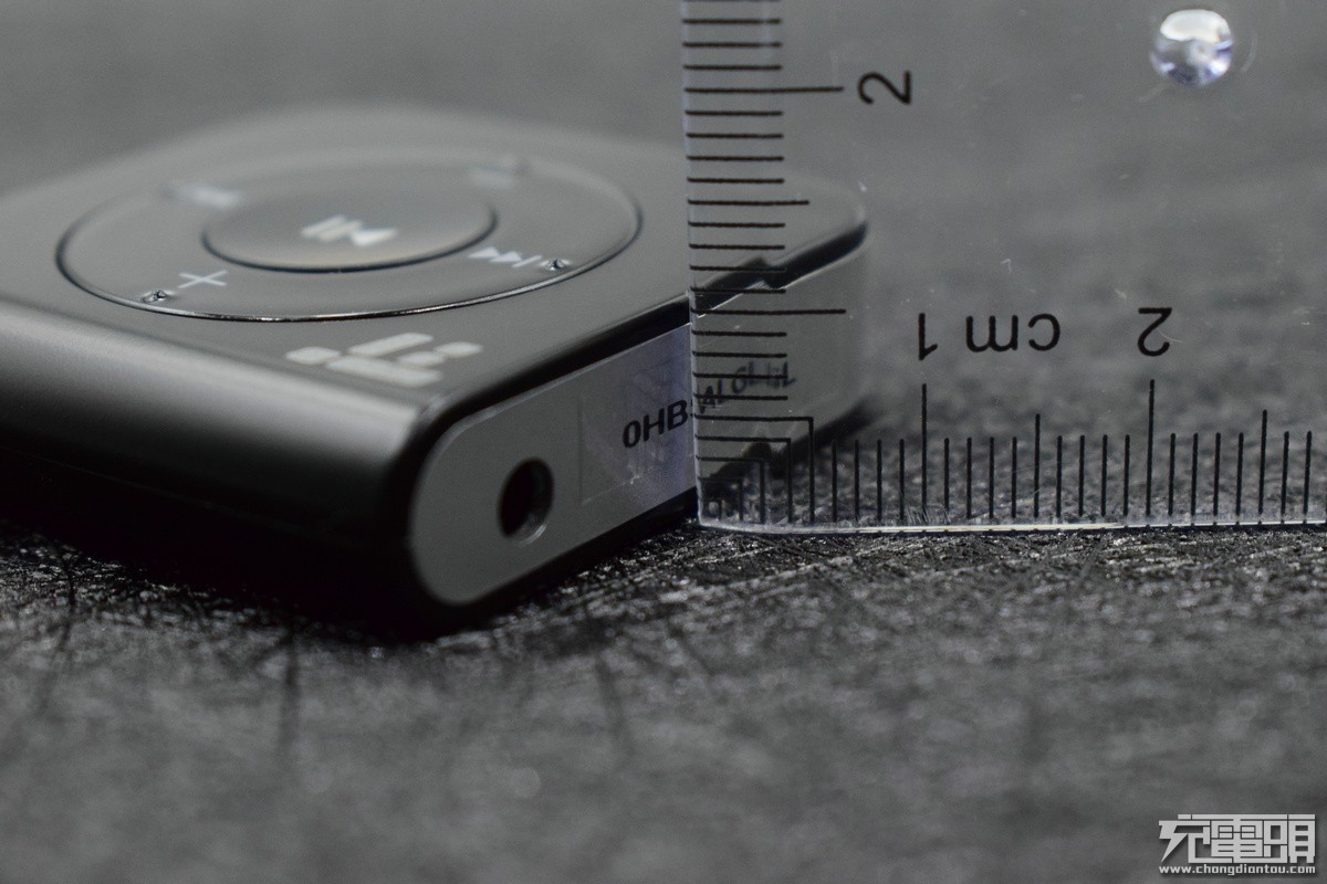 iPhone取消3.5音频接口，有线的重生——VAVA车载蓝牙接收器体验