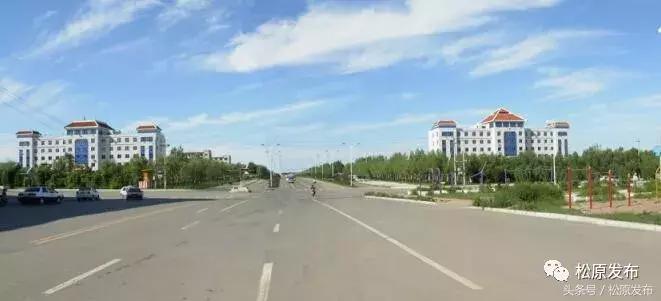 姘存竻澶╄摑,姘存竻澶╄摑鏅編