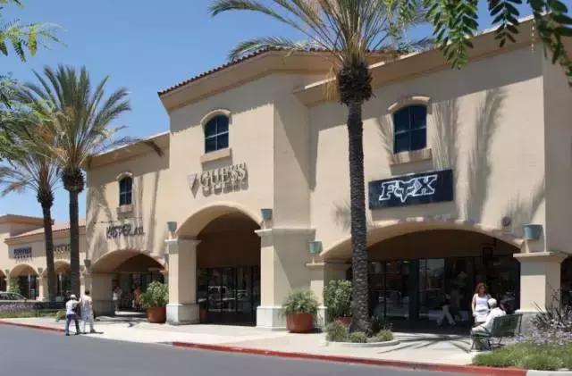 美国洛杉矶奥特莱斯购物,美国洛杉矶奥莱购物篇