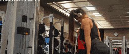 六个打造宽大背部肌肉的训练动作,5个简单的背部训练动作