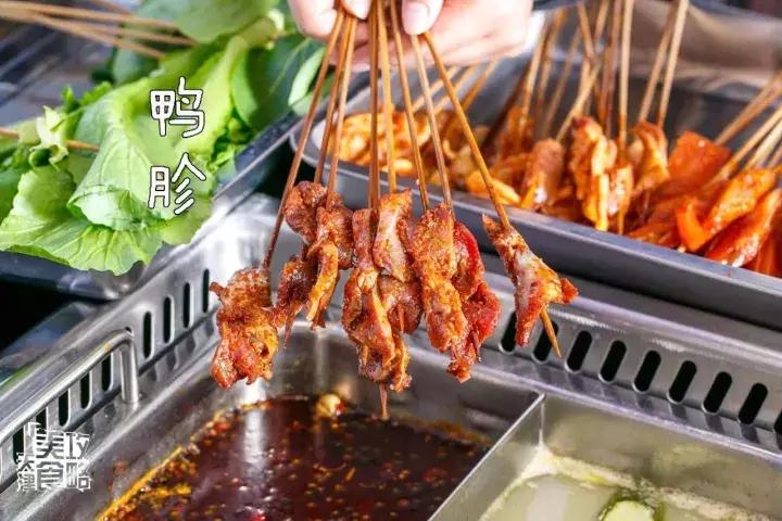 成都串串界的“龙头老大”—可以撸到嗨的串串来天津奥城啦！