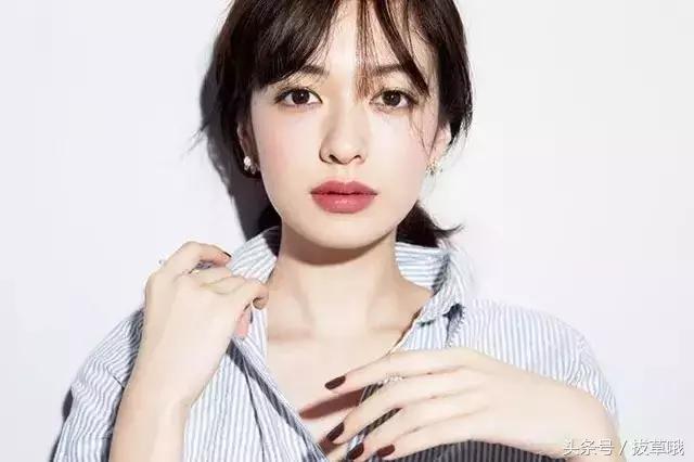 断货王nyx16色眼影盘奶茶,断货眼影