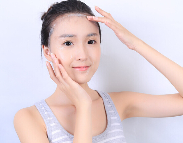 如何正确敷面膜补水效果好,错误敷面膜方法