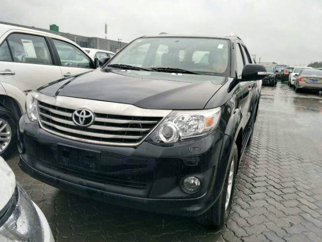 15年霸道2700二手25万公里多少钱,25万丰田霸道普拉多2700