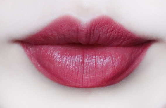 不知道给女朋友买什么色号的口红,直男必备口红100款