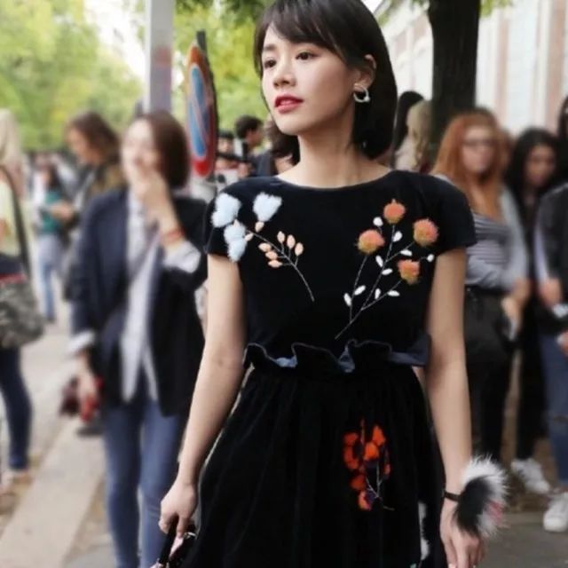 你只知道小怪兽包包火，仙女们已经在追Fendi手表了