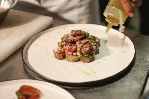 海归美女的西餐厅不得了!用舒芙蕾征服了米其林大厨,来合作菜品