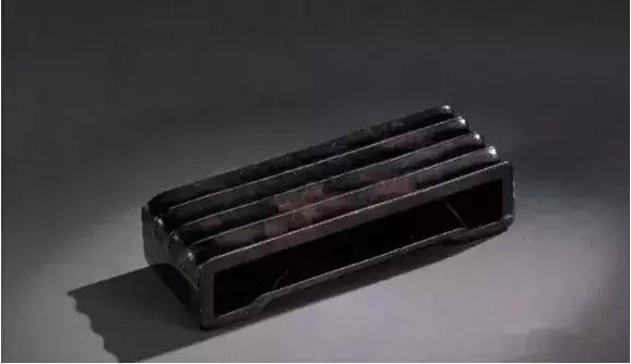 古人书房常备的文房四宝是什么,文房四宝是书房中常备的四种摆件