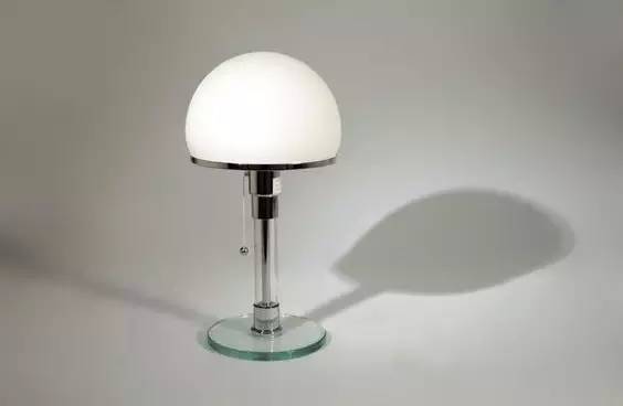 灯具的演变历史图片,中国与国外灯具设计理念对比