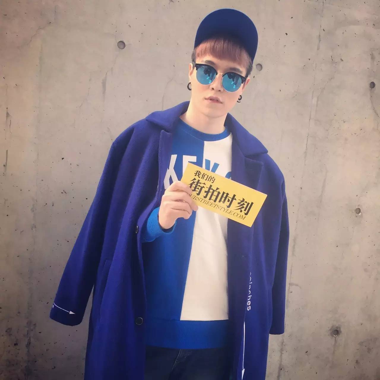 韩国街拍高清时装秀,韩国时装周街拍情侣