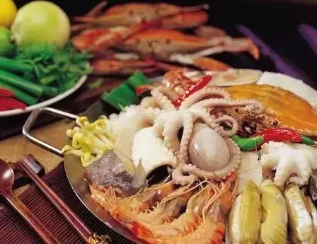 炫富海鲜美食,烟台吃海鲜档次最高