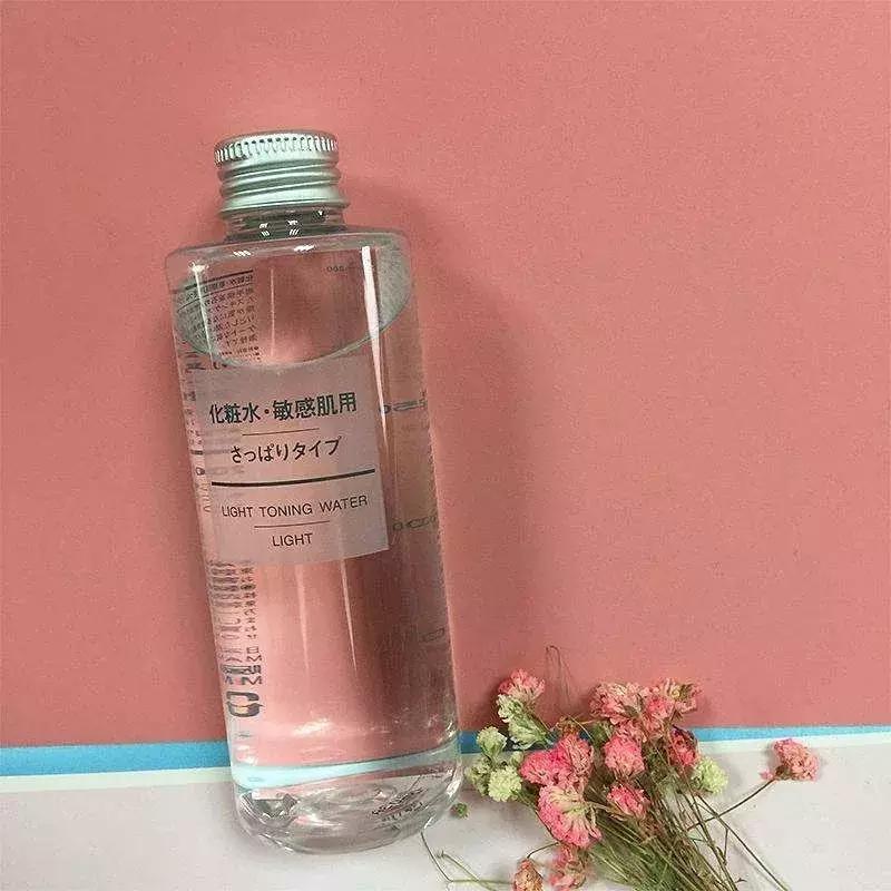 跟双11无关的非猪猪女孩,反手甩你一脸化妆水